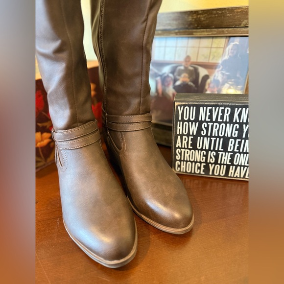 Dr. Scholl's Dark Brown Heeled Boots - Picture 2 of 2